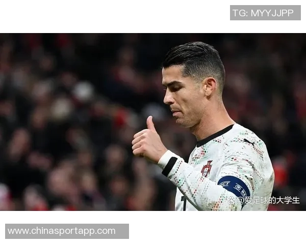 C罗在梅西时代的辉煌与遗憾他夺得四座欧冠却未获应有尊重