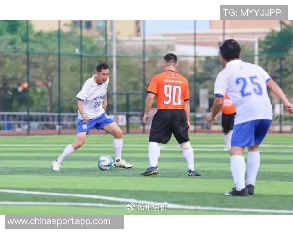 伯纳尔将为加泰罗尼亚队出战友谊赛表现优异可获联赛机会